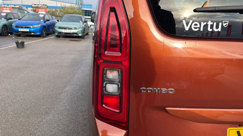 Vauxhall Combo Life 1.5 Turbo D SE 5dr Diesel Estate